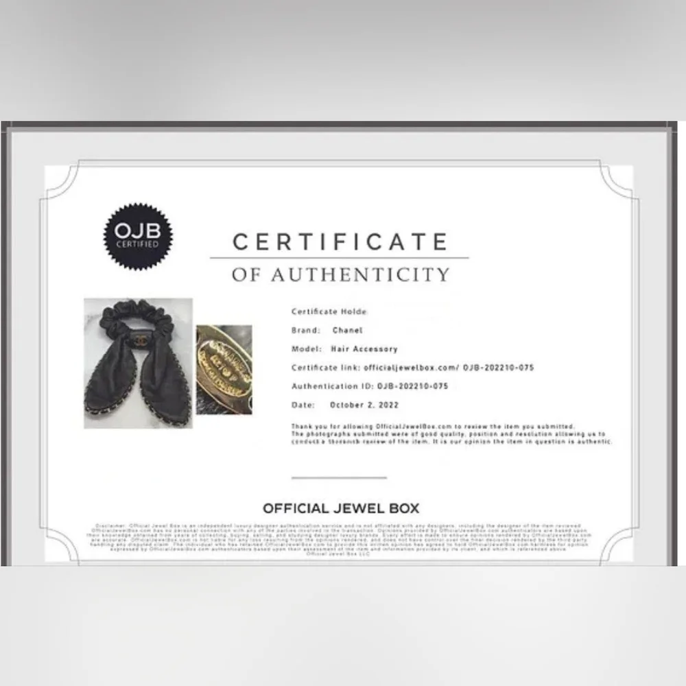 🖤 AUTH Chanel Lambskin Leather + Gold Chain Hair Tie Scrunchie Style - Picture 5 of 6